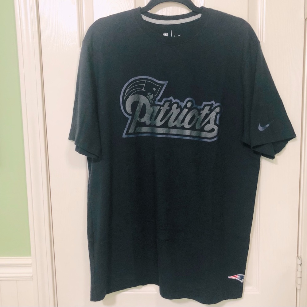 New England Patriots Nike T-Shirt, NFL, Textured Graphic, Size Men’s XL, Black